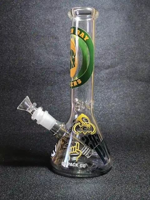 10 Green Bay Packers Glass Beaker Bong-02 10 Green Bay Packers Glass Beaker Bong