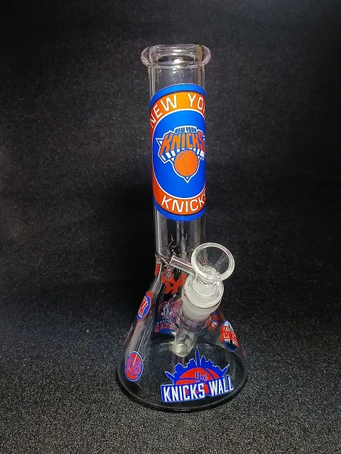 10 New York Knicks Beaker Glass Bong