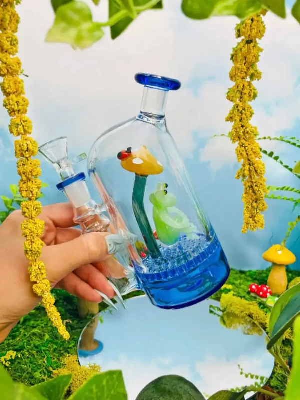 6" Frog Mushroom Cloche Glass Bong