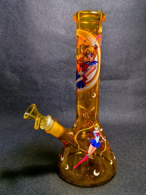 10″ Sailor Moon Usagi Golden Crescent Moon Stars Amber Gold Beaker Glass Bong 10" Sailor Moon Usagi Golden Crescent Moon Stars Amber Gold Beaker Glass Bong