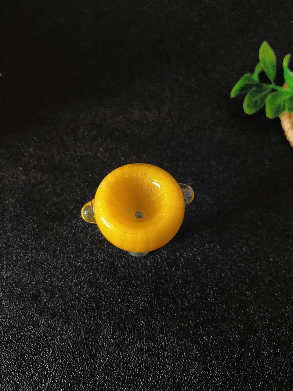 Goose Yellow Pumpkin Texture 14mm Male Glass Bowl – Glitter Handmade Bong Slide