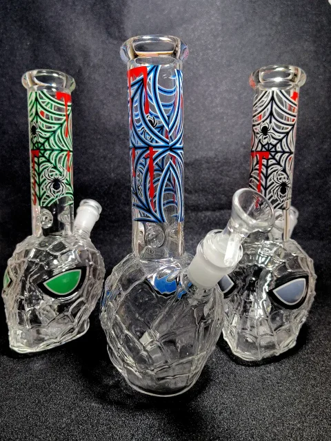 Spider-Man 3D Face Glow in the Dark Spider Web Glass Bong Spider-Man 3D Face Glow in the Dark Spider Web Glass Bong