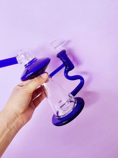 7.5" Mini UFO Glass Bong | Blue Nebula - Image 2