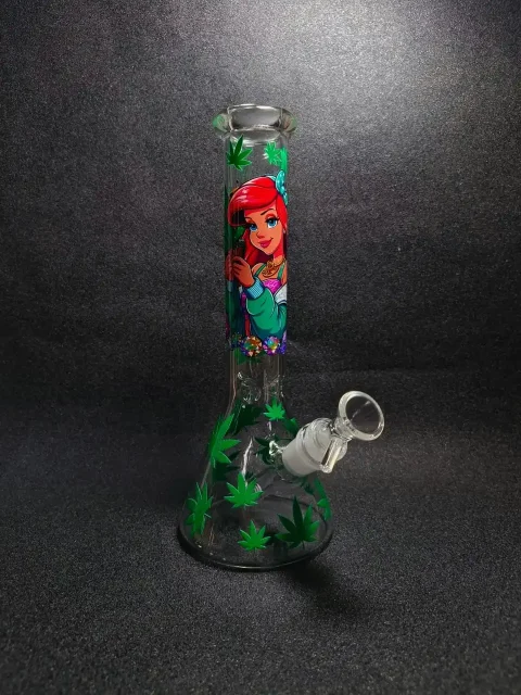 10" Ariel 420 Leaf Glass Bong with Street Style