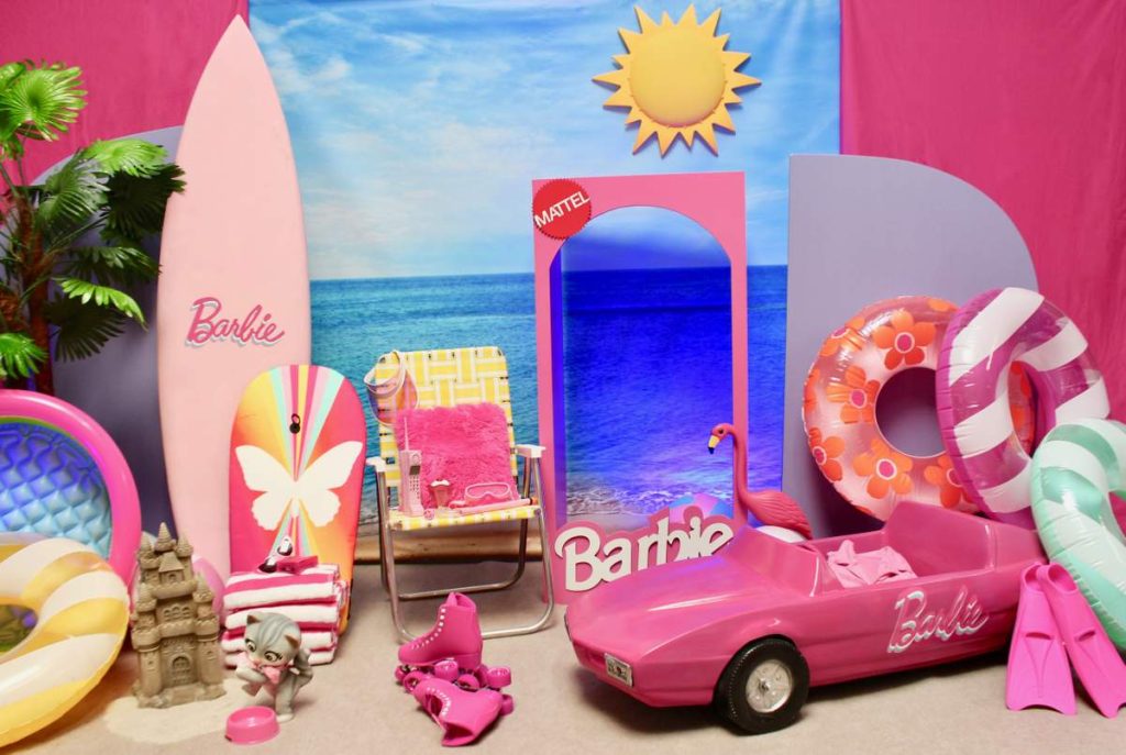 Sporty & Fun Barbie Bong with Y2K Vibes