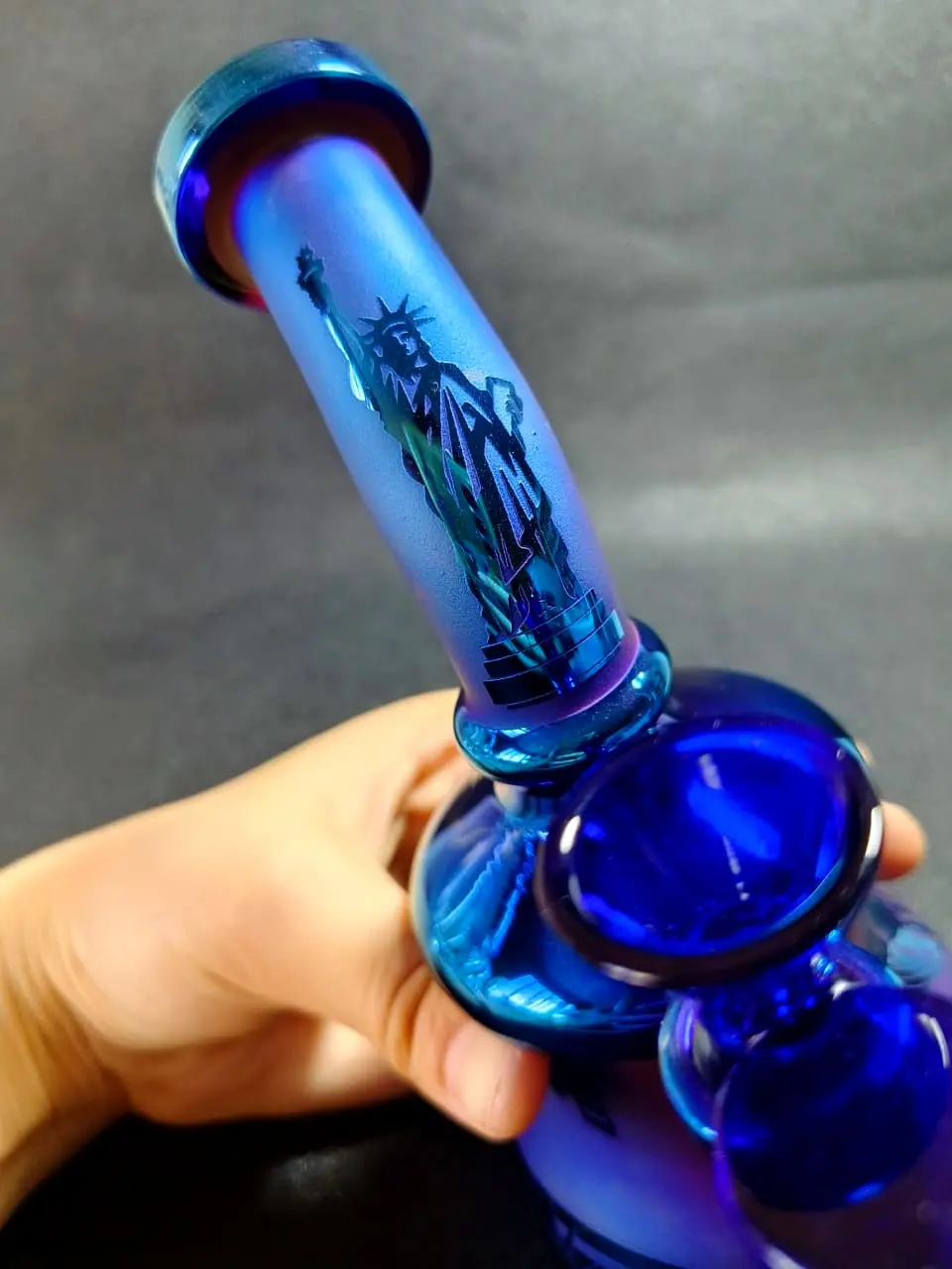 7" Statue of Liberty Blue Mini Glass Bong Rig