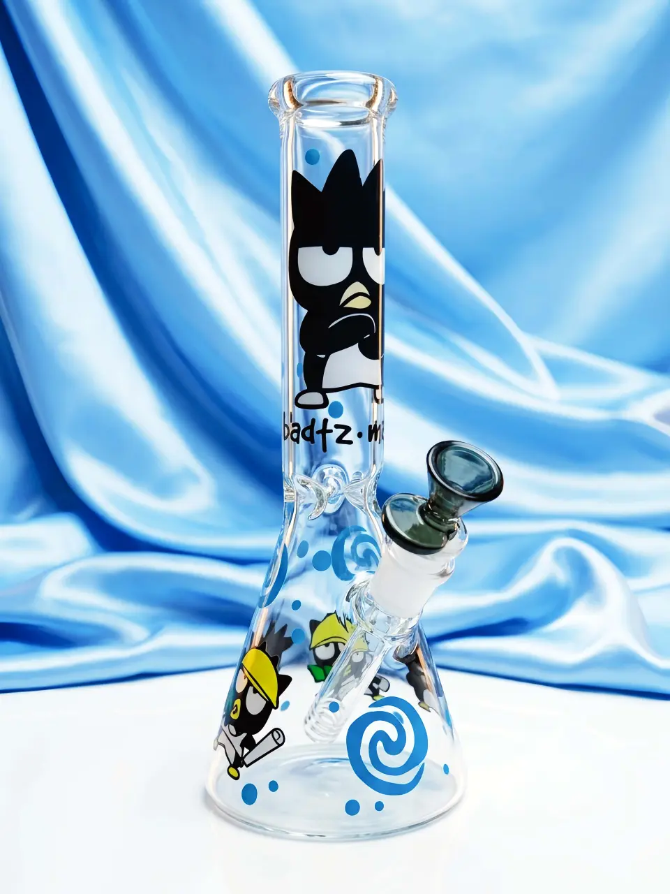 Badtz-Maru Rebel Cool Beaker Glass Bong - Image 6
