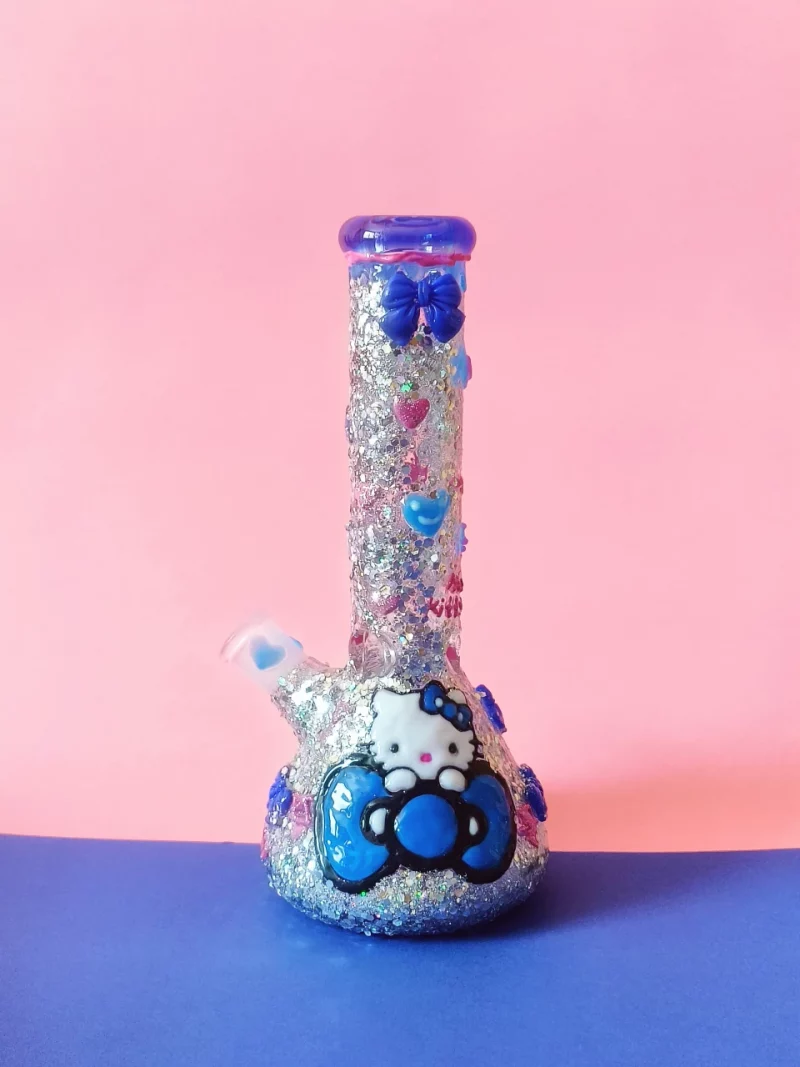 Bedazzled Kawaii Glitter Bong – 9.5" of Sparkly Hello Style