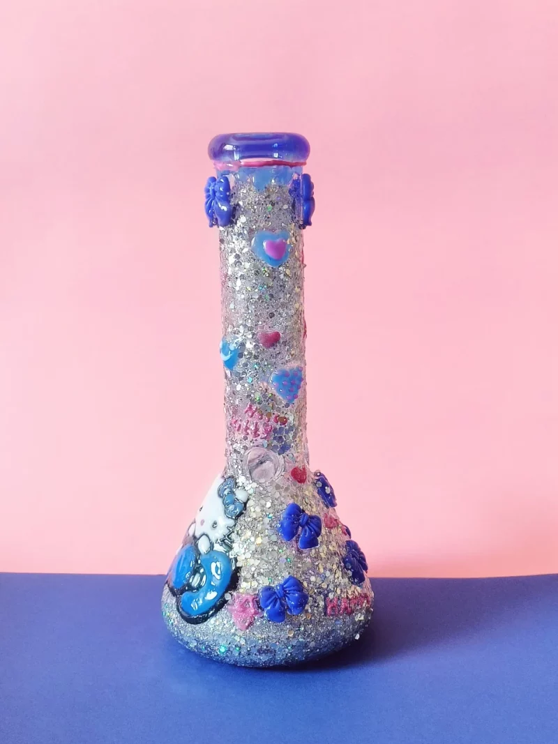 Bedazzled Kawaii Glitter Bong – 9.5" of Sparkly Hello Style
