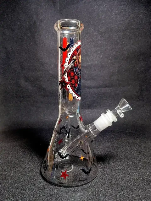Chucky Horror Classic Red Star Beaker Glass Bong Chucky Horror Classic Red Star Beaker Glass Bong