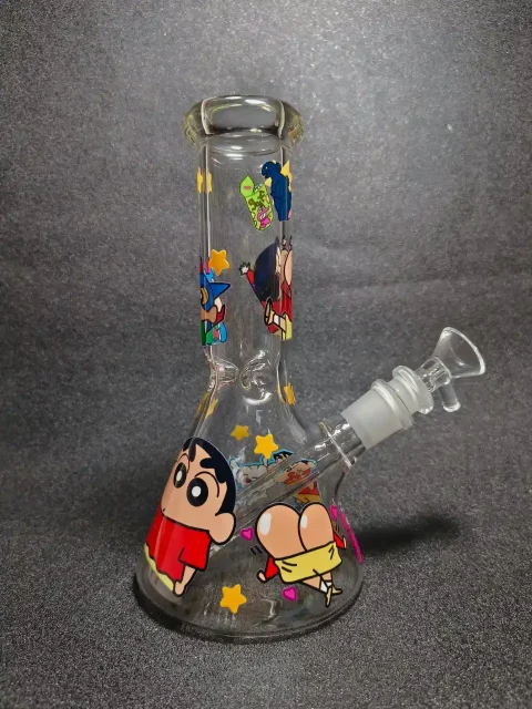 Crayon Shin-chan Shiro Action Mask Beaker Glass Bong Crayon Shin-chan Shiro Action Mask Beaker Glass Bong