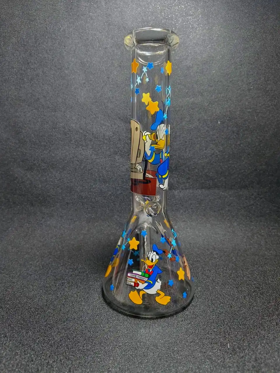 10" Donald Duck Sailor Adventure Star Beaker Glass Bong