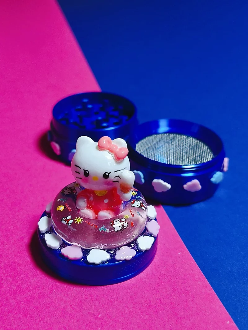 Dreamy Hello Kitty Cloud Mini Grinder