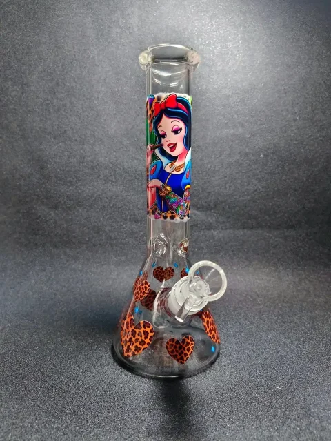 10" Edgy Snow White 420 Leopard Beaker Glass Bong