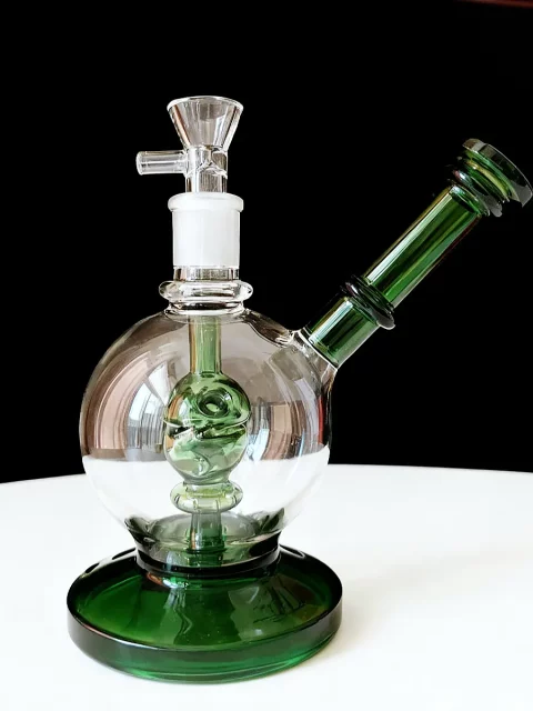 6" Emerald Green Bubble Globe Glass Bong