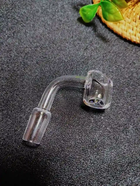 Flat Bottom Slanted Top Quartz Banger Nail – 14mm Male / 90° / 4mm Flat Bottom Slanted Top Quartz Banger Nail – 14mm Male / 90° / 4mm
