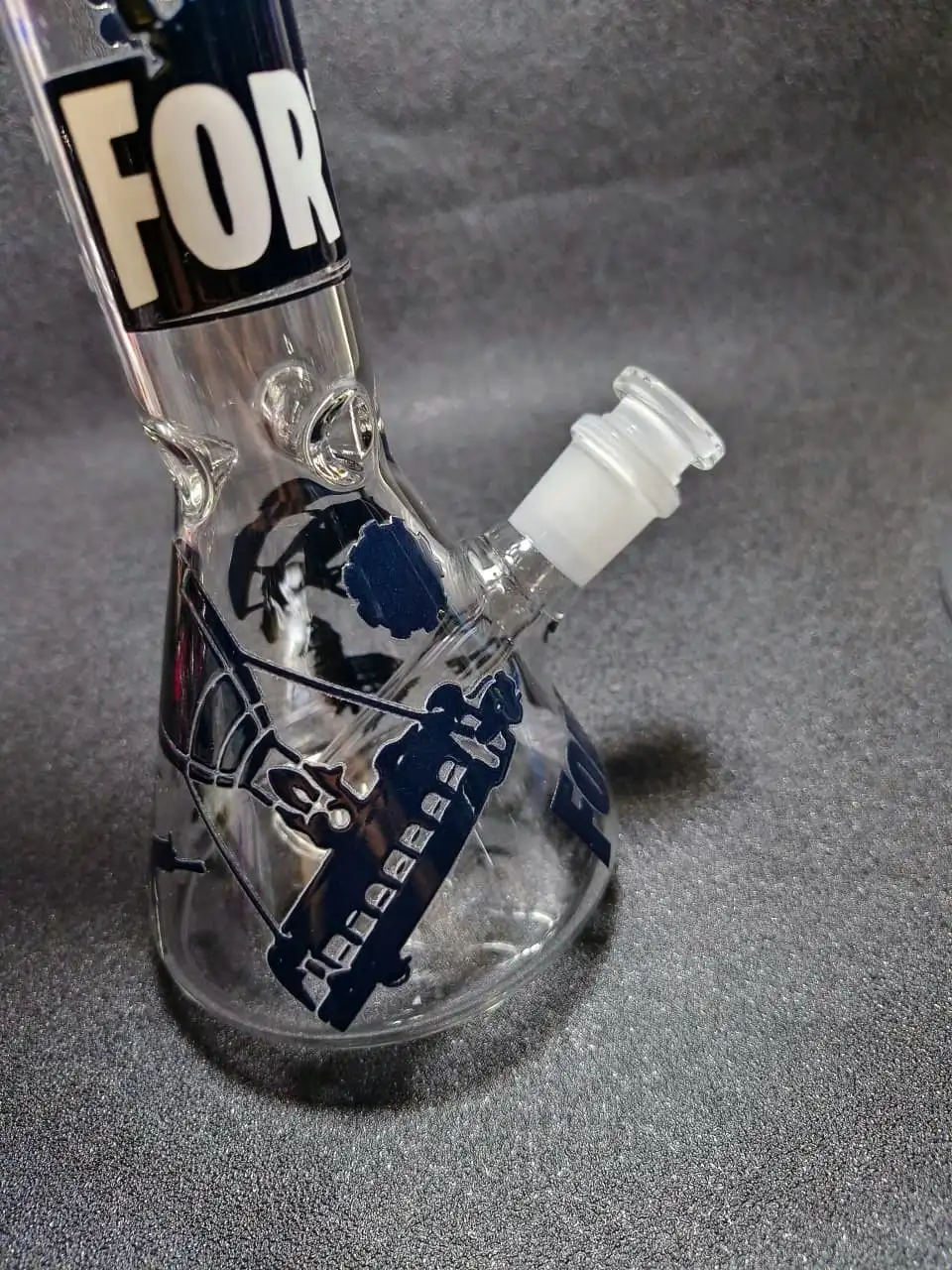 10" Fortnite Logo & Skydiving Beaker Glass Bong