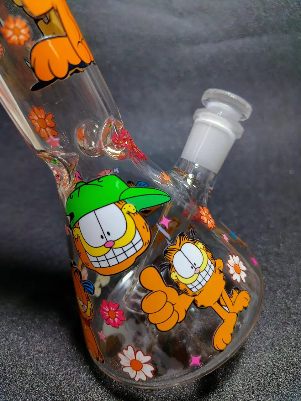Garfield Comic Classic Lazy Cat Flower Beaker Glass Bong