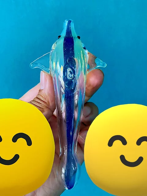 Graceful Dolphin 5.7" Borosilicate Glass Hand Pipe