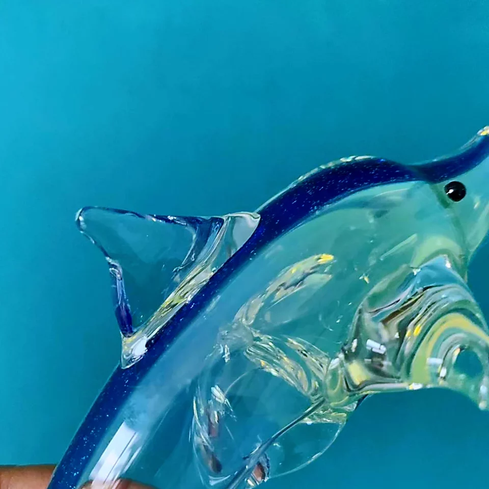 Graceful Dolphin 5.7" Borosilicate Glass Hand Pipe