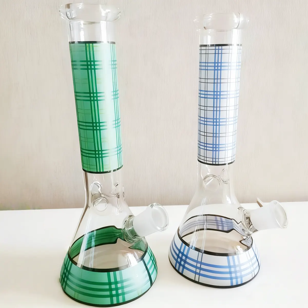 10" Green And Blue Plaid Pattern Glass Beaker Bong