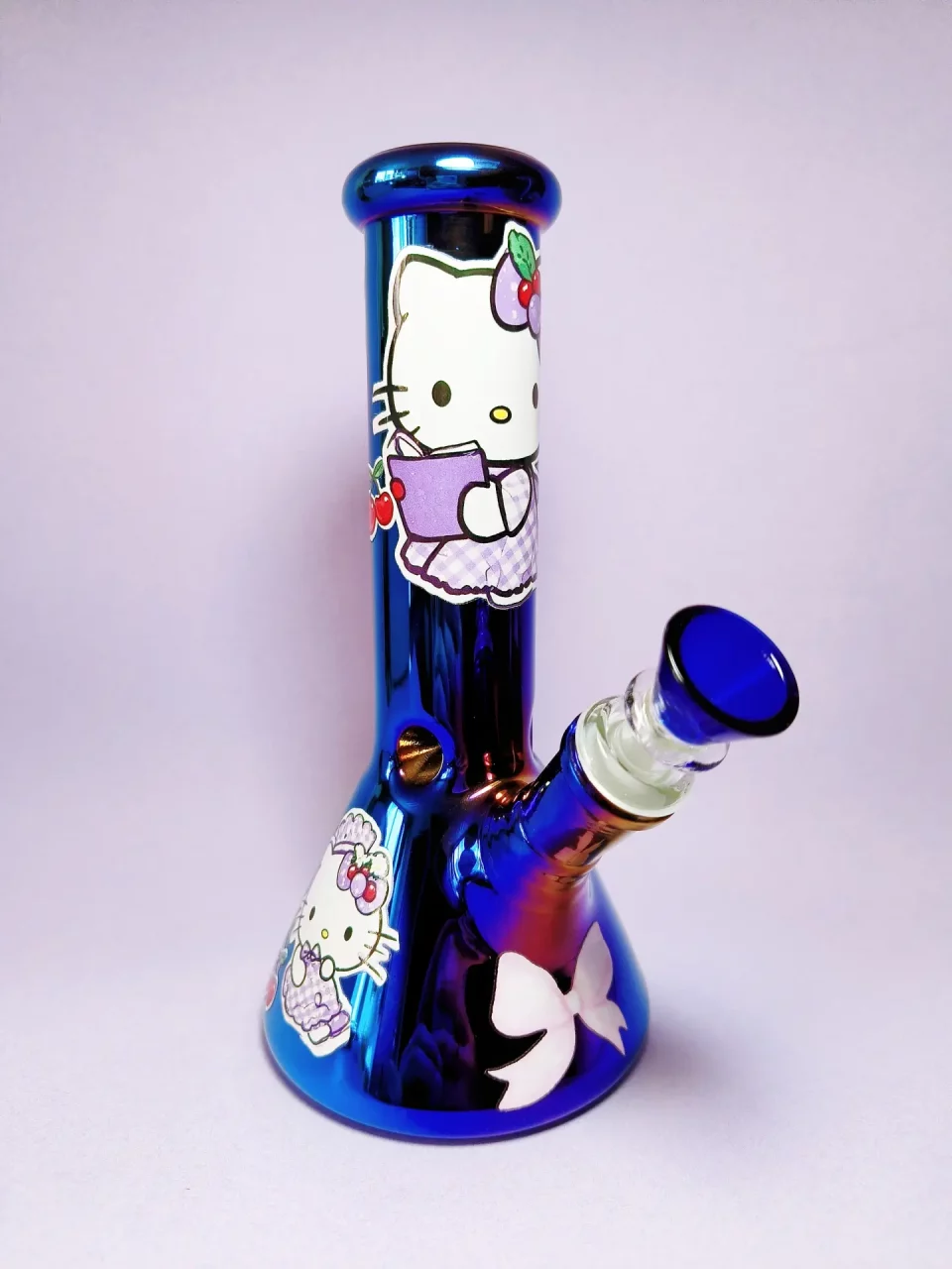 8" Hello Kitty Cobalt Blue Iridescent Bong