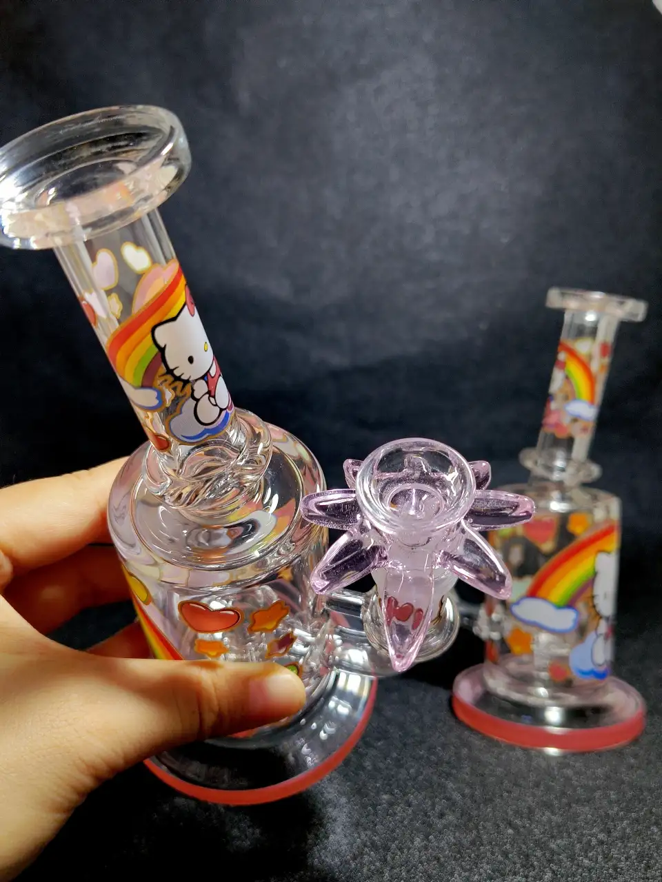 Hello Kitty Sanrio Rainbow Heart Mini Bong | Cloudy Love