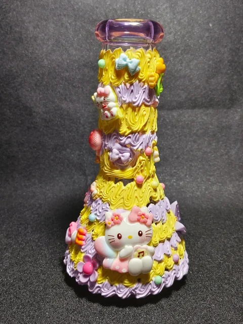Hello Kitty Sanrio Decoden Yellow Lavender Bow Candy Beaker Glass Bong
