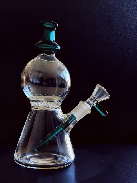 7" Hourglass Glass Bong with Honeycomb Perc