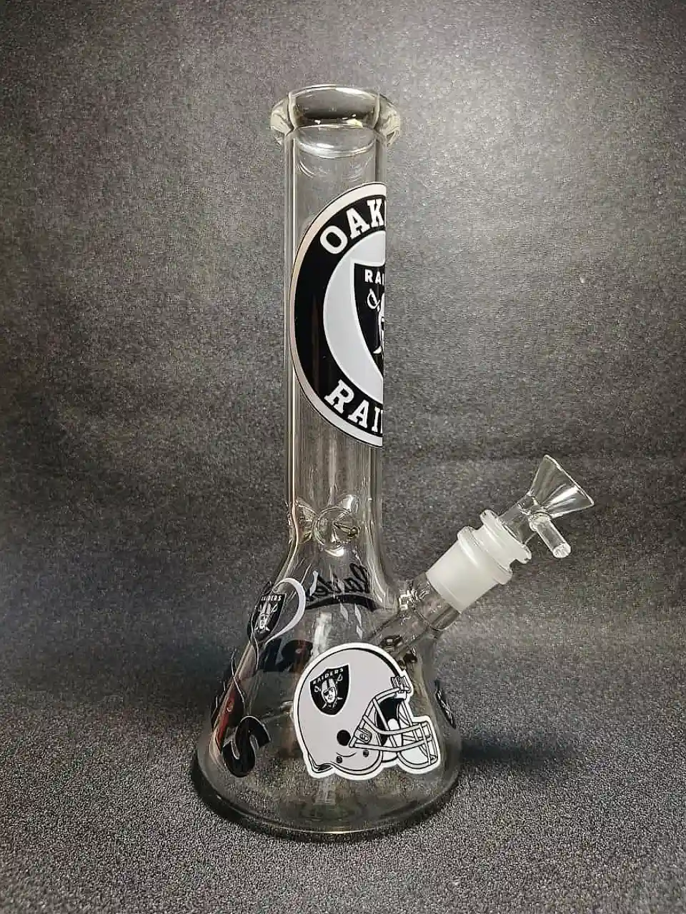 10" Las Vegas Raiders NFL Beaker Glass Bong