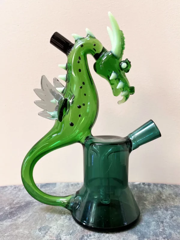 7" Magic Flying Dragon Bong
