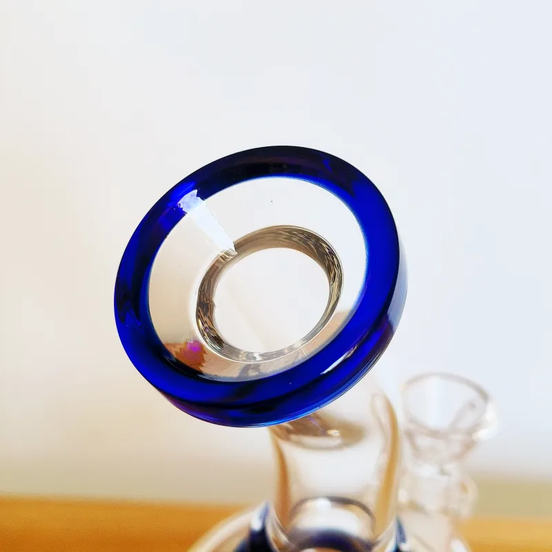 mouthpiece of 8'' Mini Blue Glass Dab Rig/Bong with Disc Perc