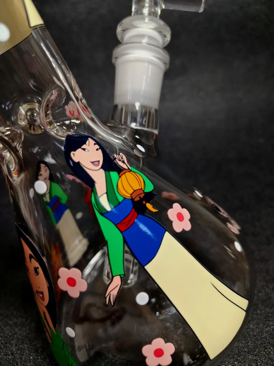 Mulan Mushu Little Brother Plum Blossom Beaker Glass Bong