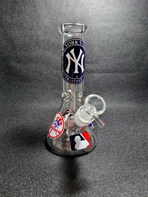 8" New York Yankees MLB Mini Glass Bong