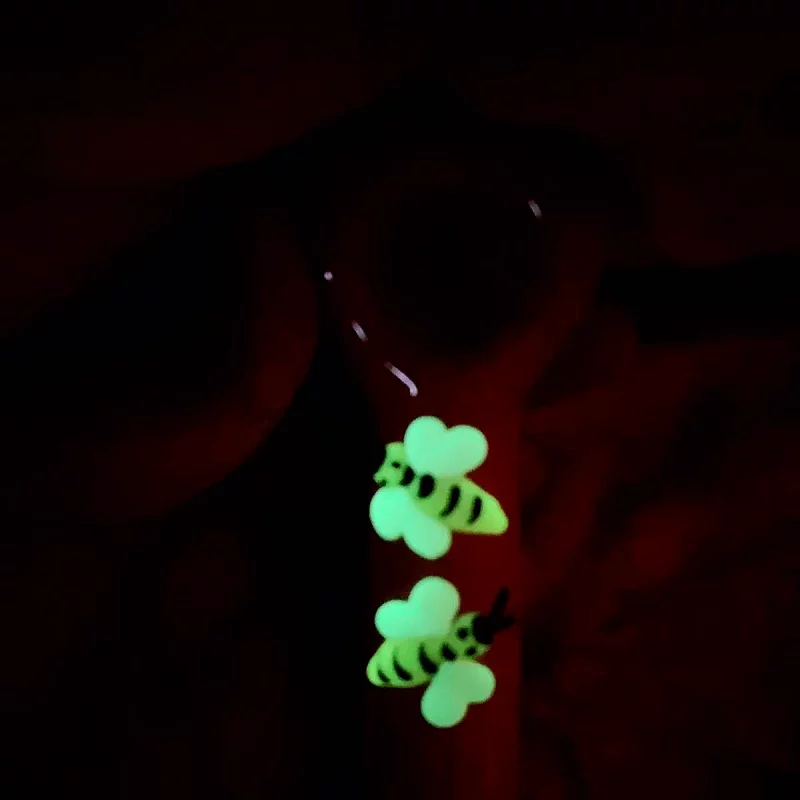 4.3" Orange Glow-in-the-Dark 3D Bees Spoon Pipe