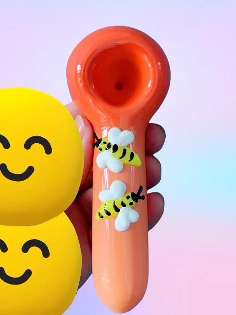 4.3" Orange Glow-in-the-Dark 3D Bees Spoon Pipe
