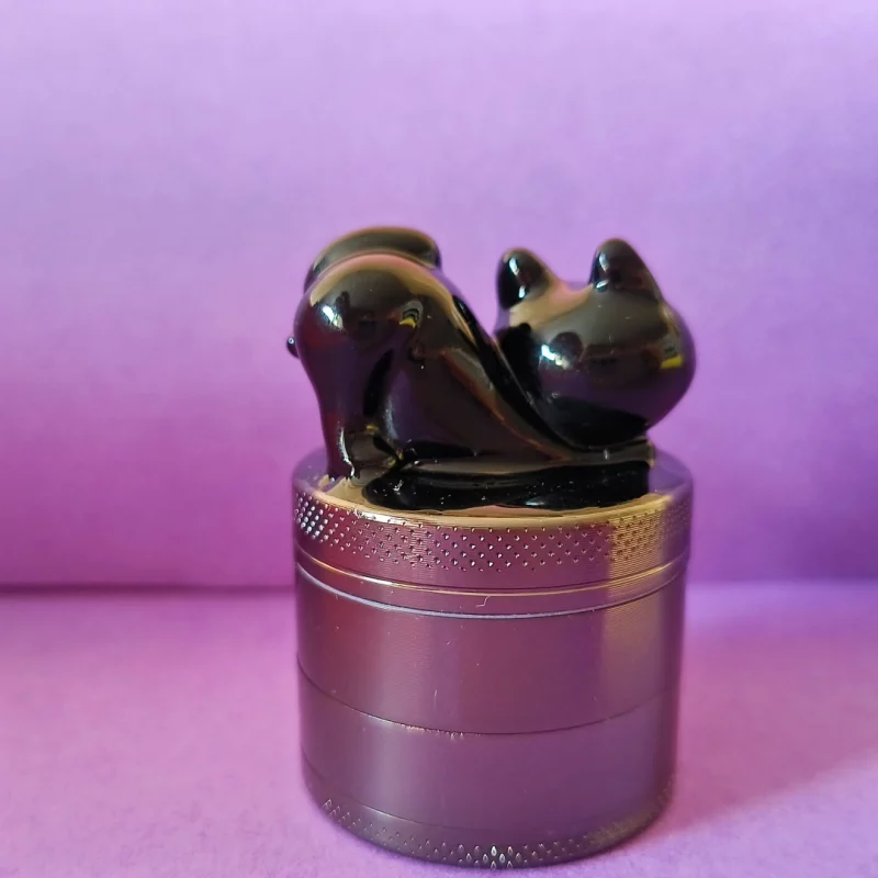 Playful Black Cat Mini Grinder – Cute, Compact & Functional