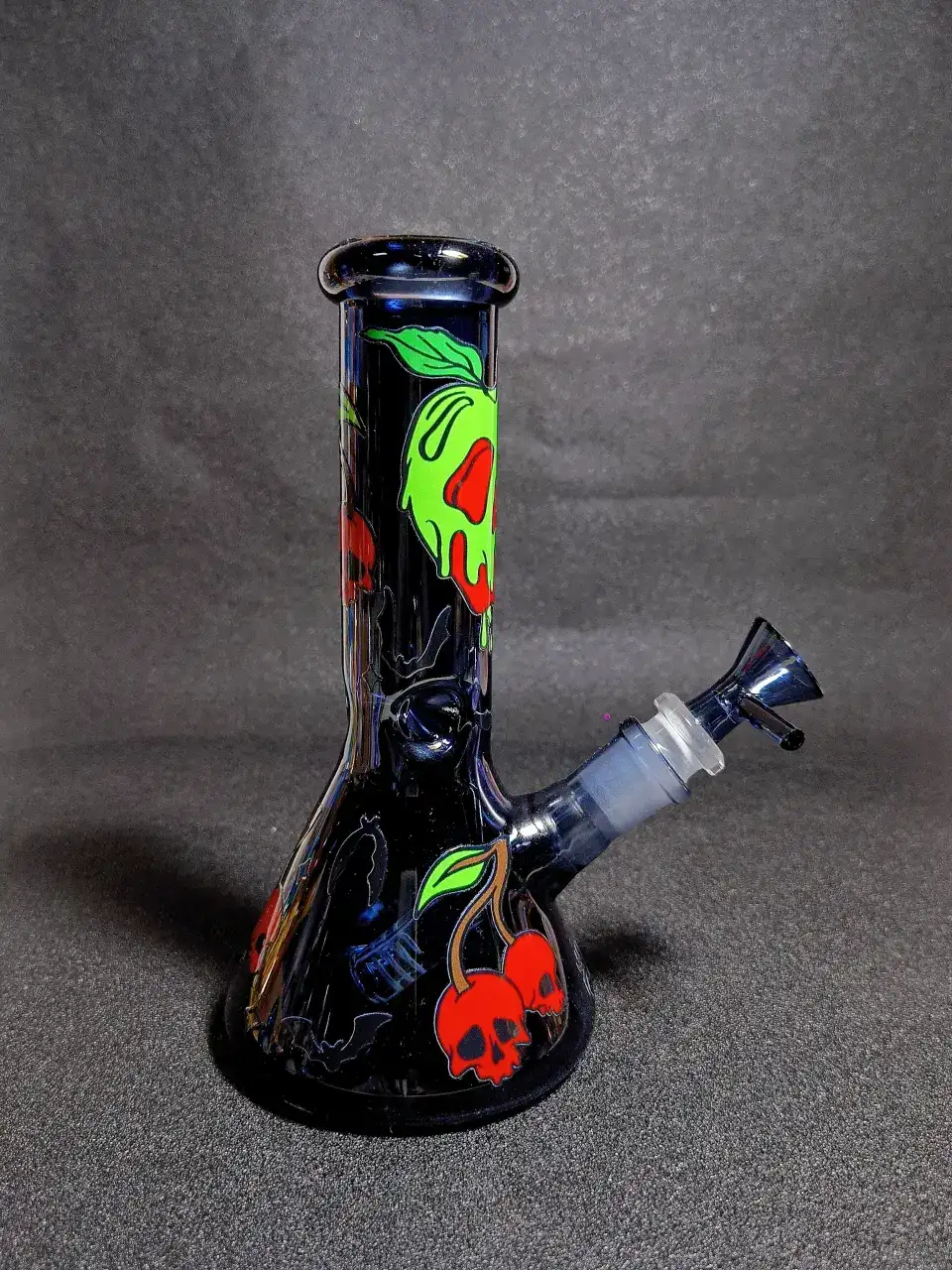 Poison Apple & Skull Cherry Dark Fairy Tale Beaker Glass Bong