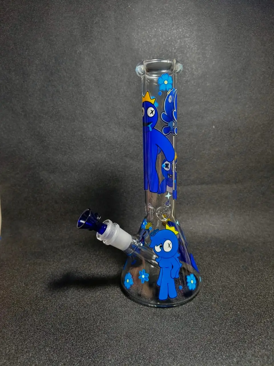 Rainbow Friends Blue Crown & Flower Beaker Glass Bong