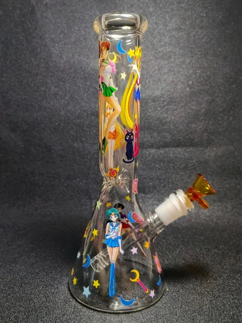 10″ Sailor Moon 5 Guardians Beaker Glass Bong 10" Sailor Moon 5 Guardians Beaker Glass Bong
