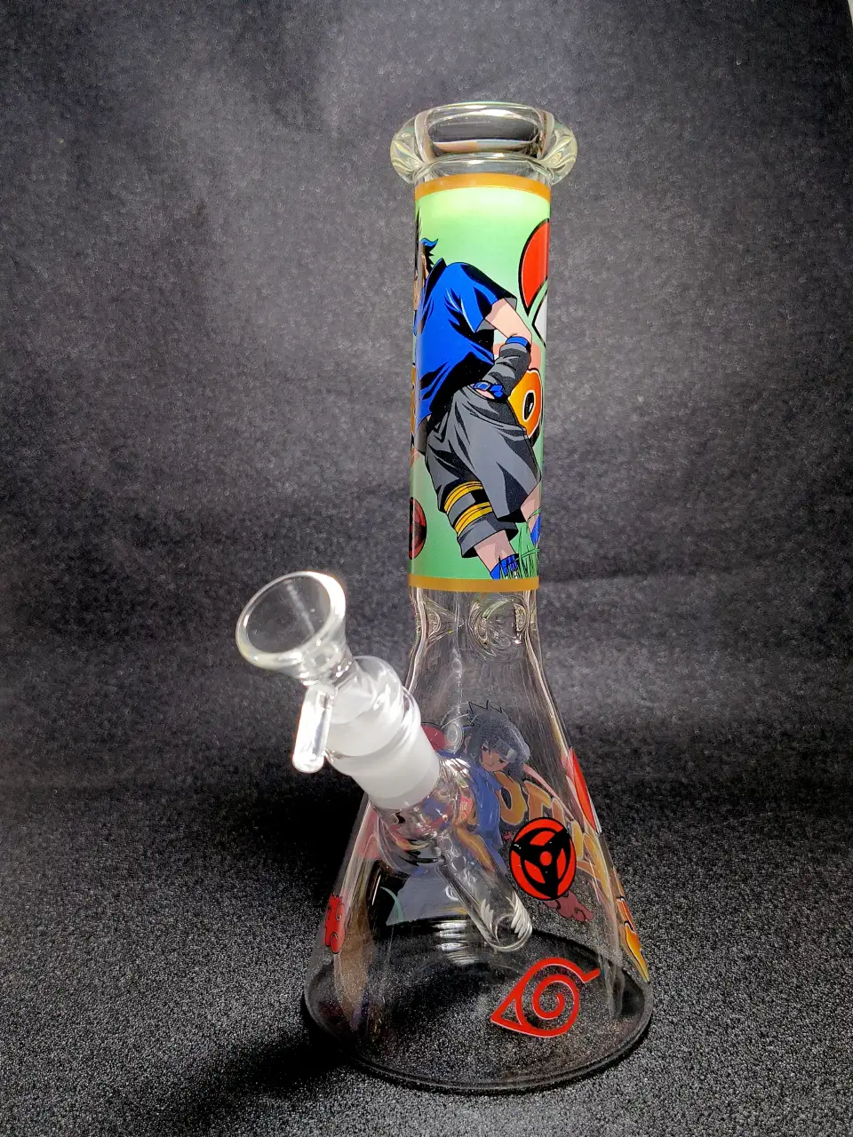 Sasuke Uchiha Sharingan Naruto Akatsuki Beaker Glass Bong