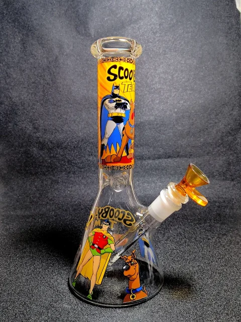 10″ Scooby-Doo Batman DC Team-Up Beaker Glass Bong 10" Scooby-Doo Batman DC Team-Up Beaker Glass Bong