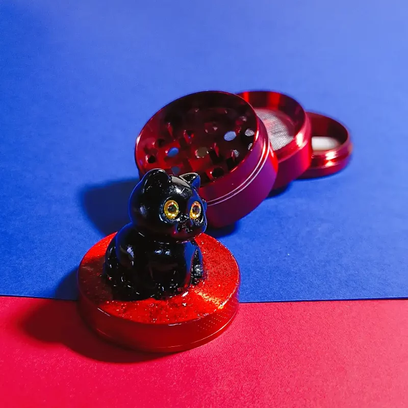 Sleek Black Cat Mini Metal Grinder