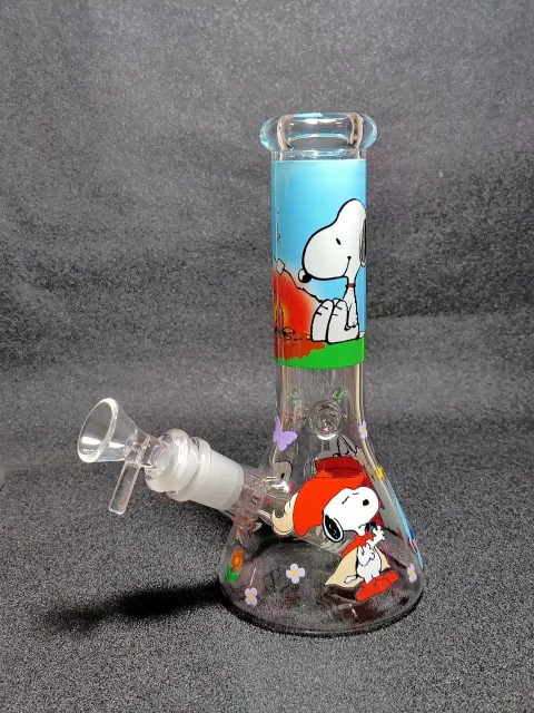 Snoopy Red Doghouse Campfire Glass Beaker Bong Snoopy Red Doghouse Campfire Glass Beaker Bong