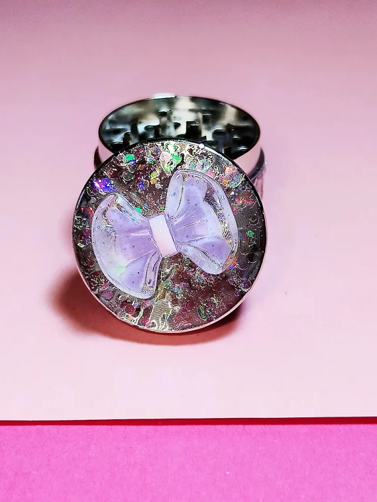 Sparkling Lavender Bow Metal Grinder