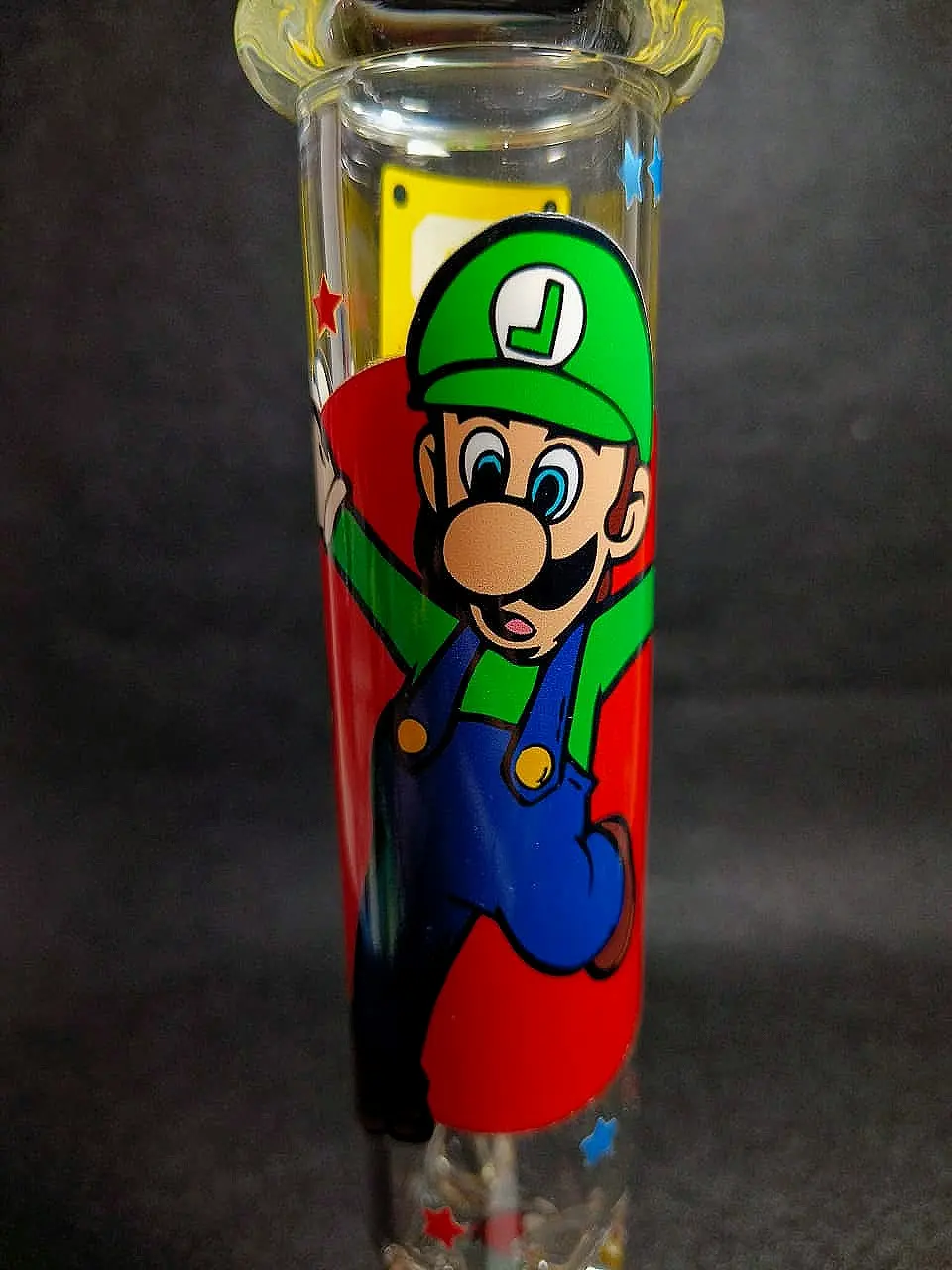Super Mario Luigi Beaker Glass Bong