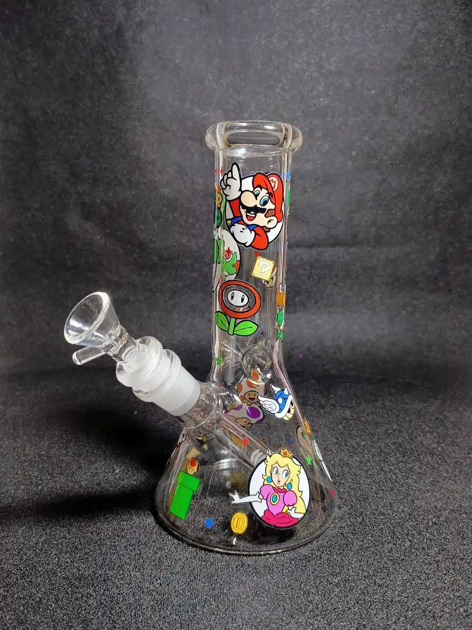 Super Mario Nintendo Mushroom Kingdom Beaker Glass Bong