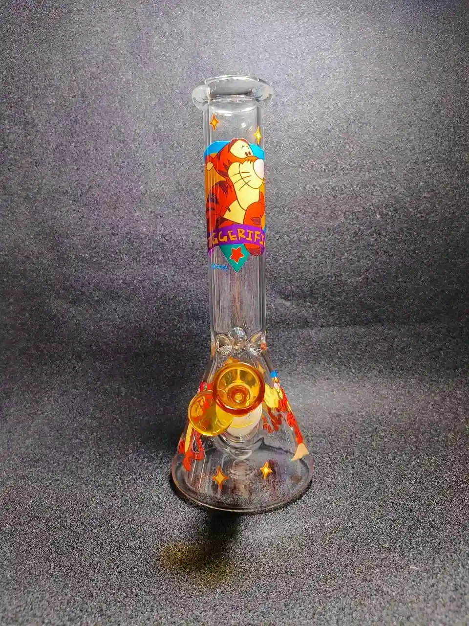 10" Tigger Hundred Acre Stars Beaker Glass Bong