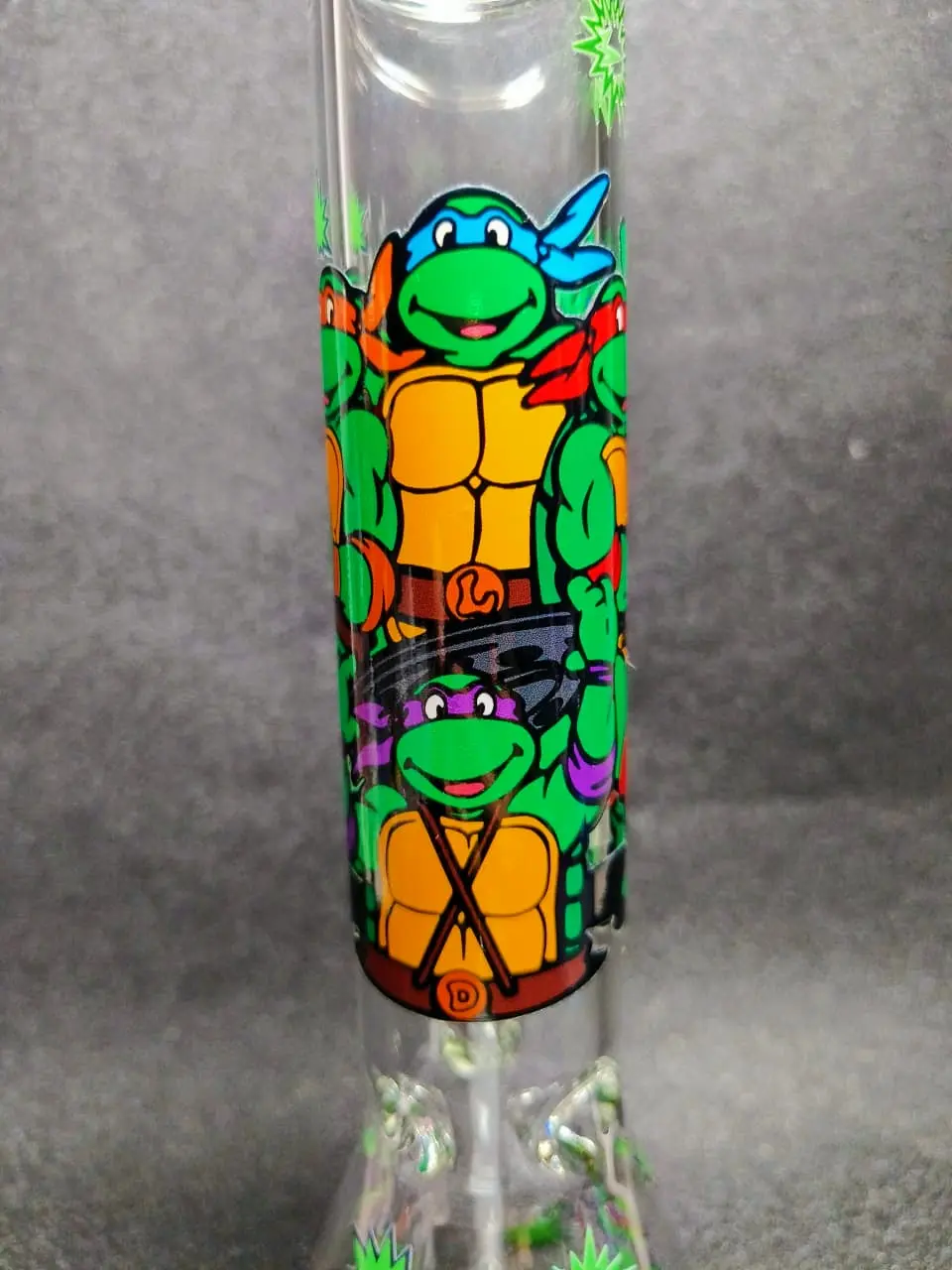 TMNT Teenage Mutant Ninja Turtles Beaker Glass Bong