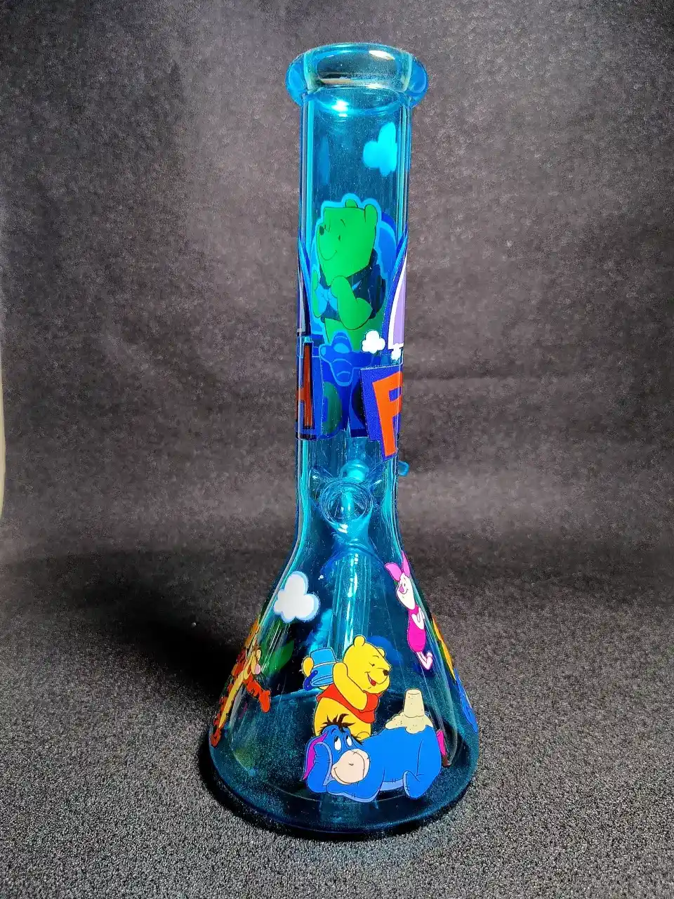 10" Winnie the Pooh Disney Blue Sky Hundred Acre Wood Beaker Glass Bong